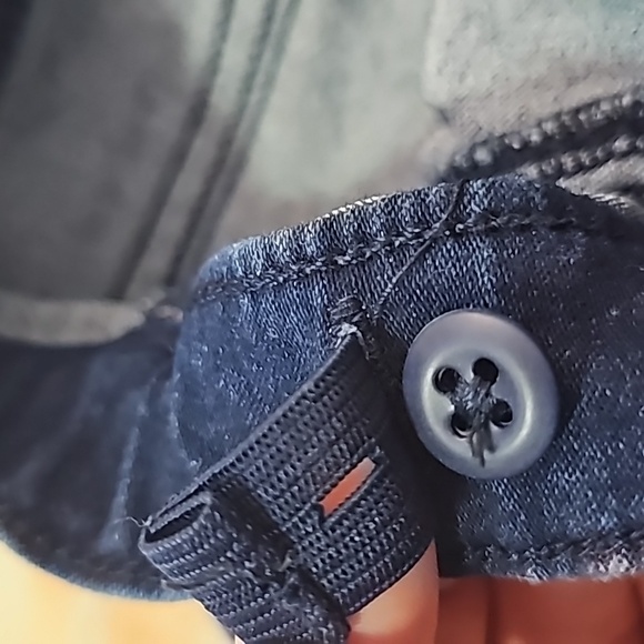 Levi's Denim Midi Shorts - Picture 3 of 6